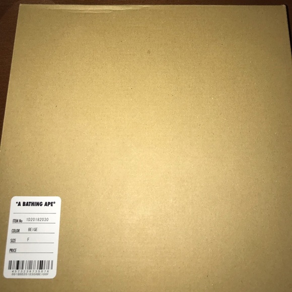 OUT OF STOCK BAPE PLATE - Picture 3 of 5